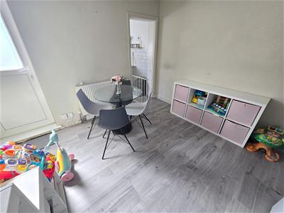 Picture 4